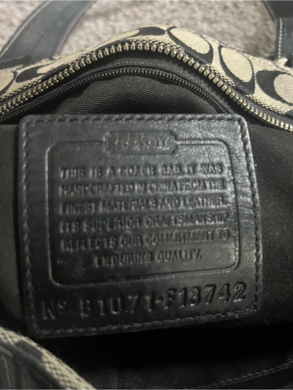 Y2K Coach Monogram Shoulder Bag - Picture 2 of 3